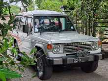 Mitsubishi Pajero 1989 SUV
