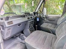 https://riyasewana.com/uploads/mitsubishi-pajero-1723116255.jpg