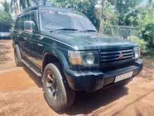 https://riyasewana.com/uploads/mitsubishi-pajero-175530422373.jpg