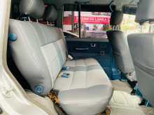 https://riyasewana.com/uploads/mitsubishi-pajero-19105635535.jpg