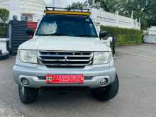 Mitsubishi PAJERO 1998 SUV