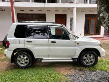 Mitsubishi Pajero 2000 SUV
