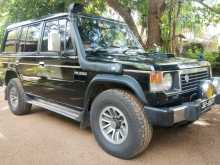 Mitsubishi Pajero 1985 SUV