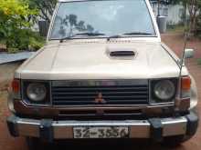 Mitsubishi Pajero 1986 SUV