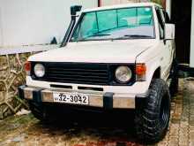 https://riyasewana.com/uploads/mitsubishi-pajero-1987-11305112084.jpg