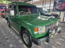 Mitsubishi Pajero 1987 SUV