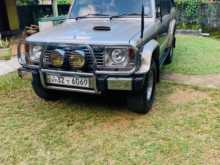 Mitsubishi Pajero 1988 SUV