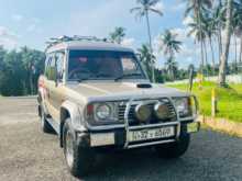 Mitsubishi Pajero 1988 SUV