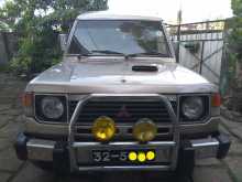 Mitsubishi Pajero 1988 SUV