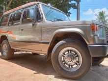 Mitsubishi Pajero 1988 SUV