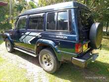 Mitsubishi Pajero 1988 SUV