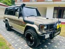 https://riyasewana.com/uploads/mitsubishi-pajero-1989-1312005412962.jpg