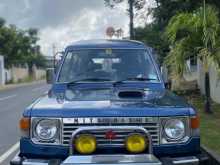 Mitsubishi Pajero 1989 SUV