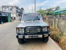 Mitsubishi Pajero 1989 SUV