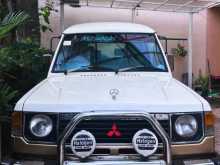 Mitsubishi Pajero 1989 SUV