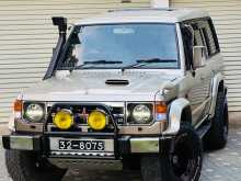 Mitsubishi Pajero 1989 SUV