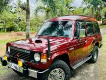 Mitsubishi Pajero 1989 SUV
