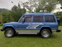https://riyasewana.com/uploads/mitsubishi-pajero-1989-312374312832.jpg