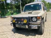 Mitsubishi Pajero 1989 SUV