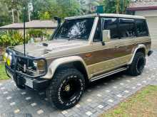 https://riyasewana.com/uploads/mitsubishi-pajero-1989-920194012812.jpg
