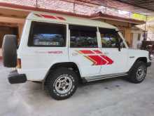 https://riyasewana.com/uploads/mitsubishi-pajero-1989-92273412962.jpg