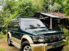 Mitsubishi Pajero 1991 SUV