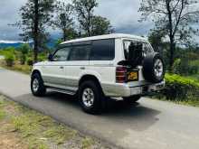 https://riyasewana.com/uploads/mitsubishi-pajero-1992-1119160812124.jpg