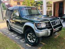 Mitsubishi Pajero 1992 SUV