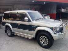 Mitsubishi Pajero 1992 SUV