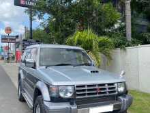 https://riyasewana.com/uploads/mitsubishi-pajero-1993-1322574912153.jpg