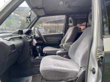 https://riyasewana.com/uploads/mitsubishi-pajero-1993-1322574912714.jpg