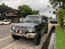 https://riyasewana.com/uploads/mitsubishi-pajero-1994-1523113412523.jpg