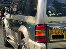 https://riyasewana.com/uploads/mitsubishi-pajero-1995-119054812532.jpg