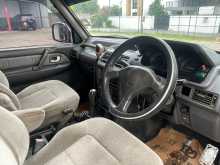 https://riyasewana.com/uploads/mitsubishi-pajero-1996-2311040712043.jpg