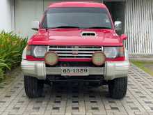 https://riyasewana.com/uploads/mitsubishi-pajero-1996-2311040712434.jpg