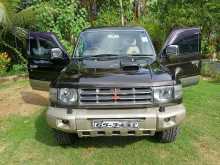Mitsubishi Pajero 1998 SUV