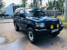 Mitsubishi Pajero 2.5 Turbo 1992 SUV