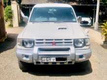 Mitsubishi Pajero 2000 SUV
