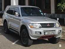 Mitsubishi Pajero 2000 SUV