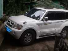 Mitsubishi Pajero 2000 SUV