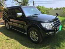 Mitsubishi Pajero 2015 SUV