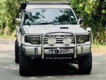 Mitsubishi Pajero 1992 SUV