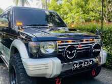 Mitsubishi Pajero 1994 SUV