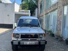 Mitsubishi Pajero 1989 SUV