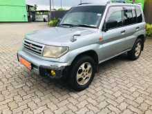 Mitsubishi PAJERO 2000 SUV