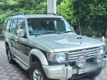 https://riyasewana.com/uploads/mitsubishi-pajero-21852074132.jpg