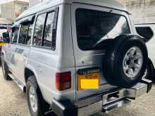 https://riyasewana.com/uploads/mitsubishi-pajero-2210472333.jpg
