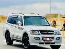 Mitsubishi Pajero 2004 SUV