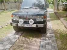 https://riyasewana.com/uploads/mitsubishi-pajero-2213550222512.jpg