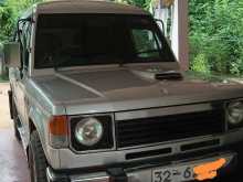 Mitsubishi Pajero 1988 SUV
